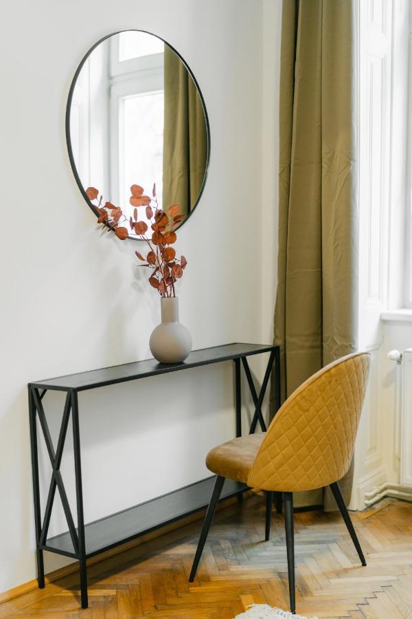 Cozy Apt Perfect For 4-6 Tv Metro Self-Checkin Viyana Dış mekan fotoğraf