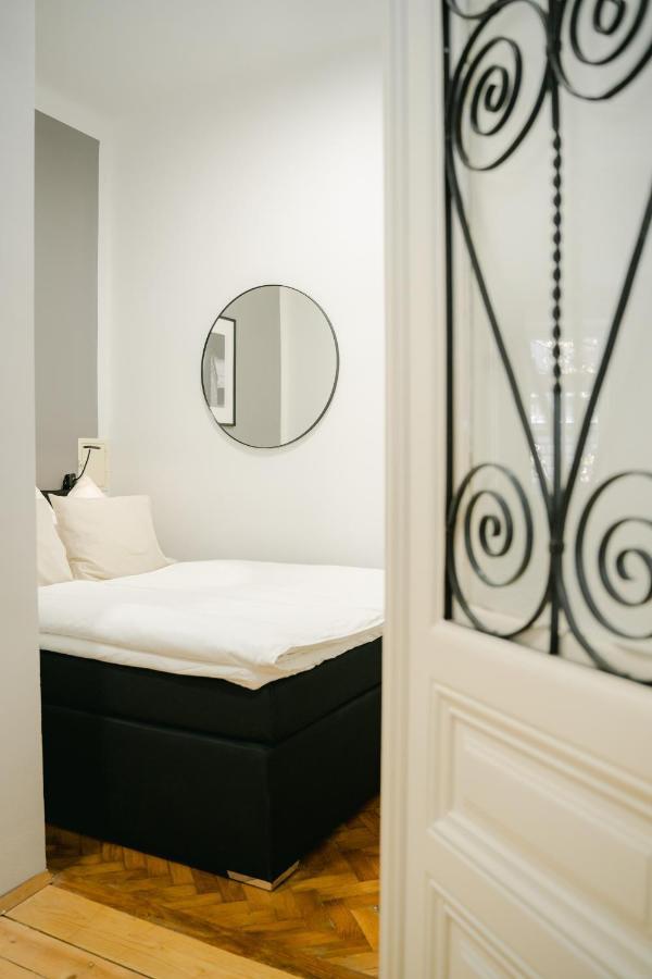 Cozy Apt Perfect For 4-6 Tv Metro Self-Checkin Viyana Dış mekan fotoğraf